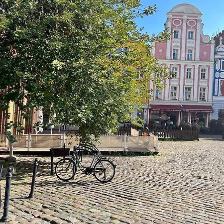 Old Town Square דירה